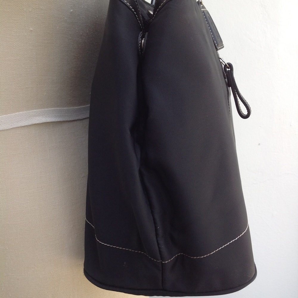 Rare Coach Carry All Hamptons Large Sateen Satchel - Picture 5 of 9